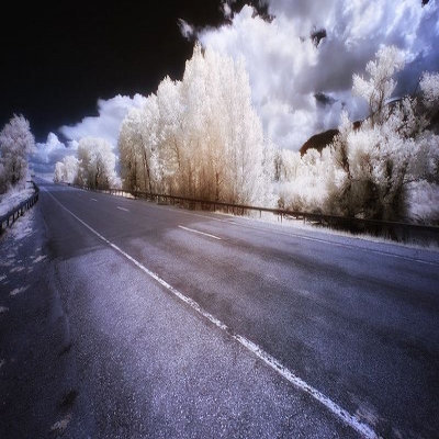 紅外攝影主要用的是什么鏡片？