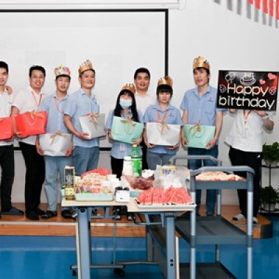 初夏四月-納宏光電員工生日會(huì)溫馨落幕