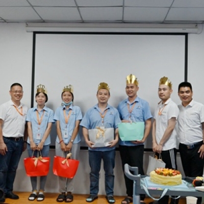 仲夏五月-納宏光電員工生日會(huì)溫馨落幕